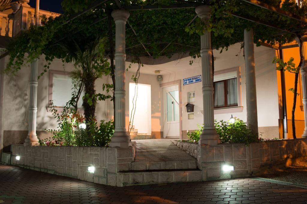 Villa Palma Guesthouse Mostar Exterior photo