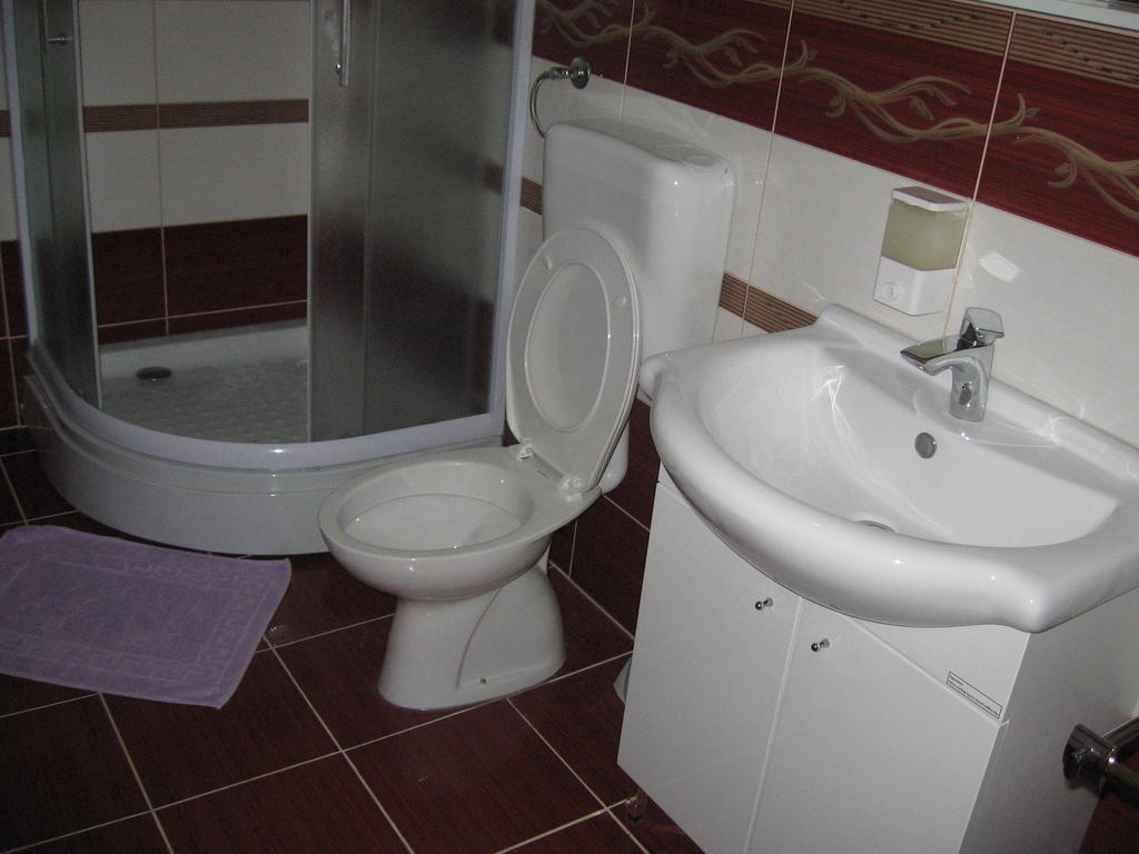 Villa Palma Guesthouse Mostar Room photo